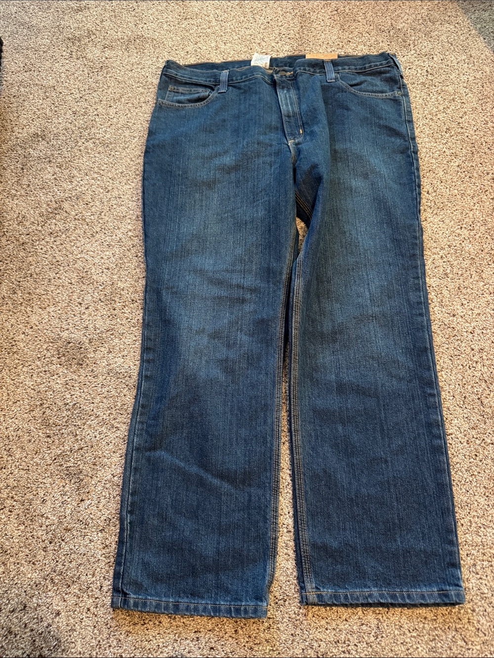 Carhartt Men's Traditional Fit Elton Jeans in Dark Blue Denim size 42x30 (NWT)